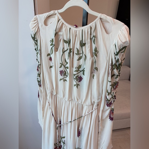 Farm Rio: Multicolor Romantic Nature Long Sleeve Maxi Dress - Picture 7 of 13